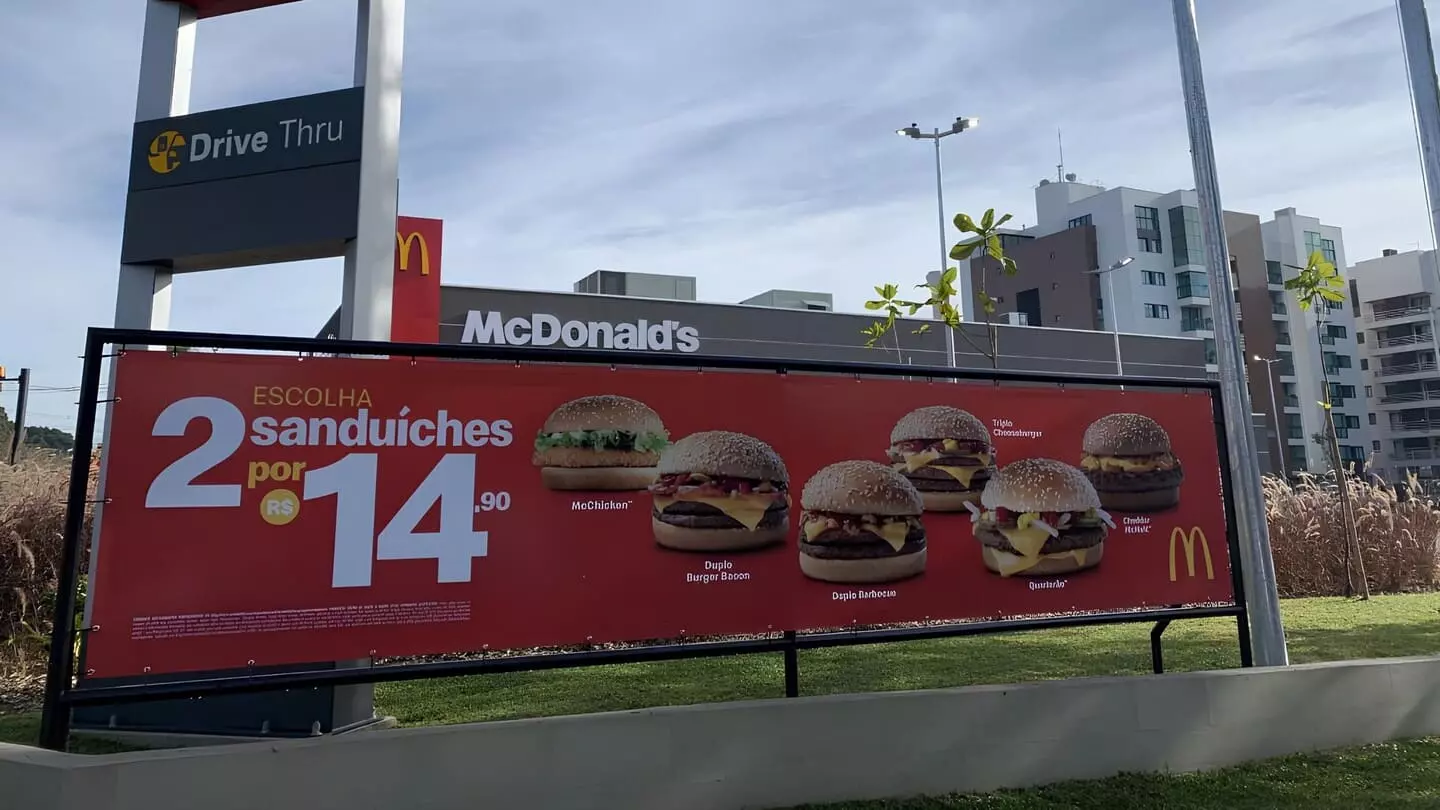 impressao-de-lona-em-curitiba